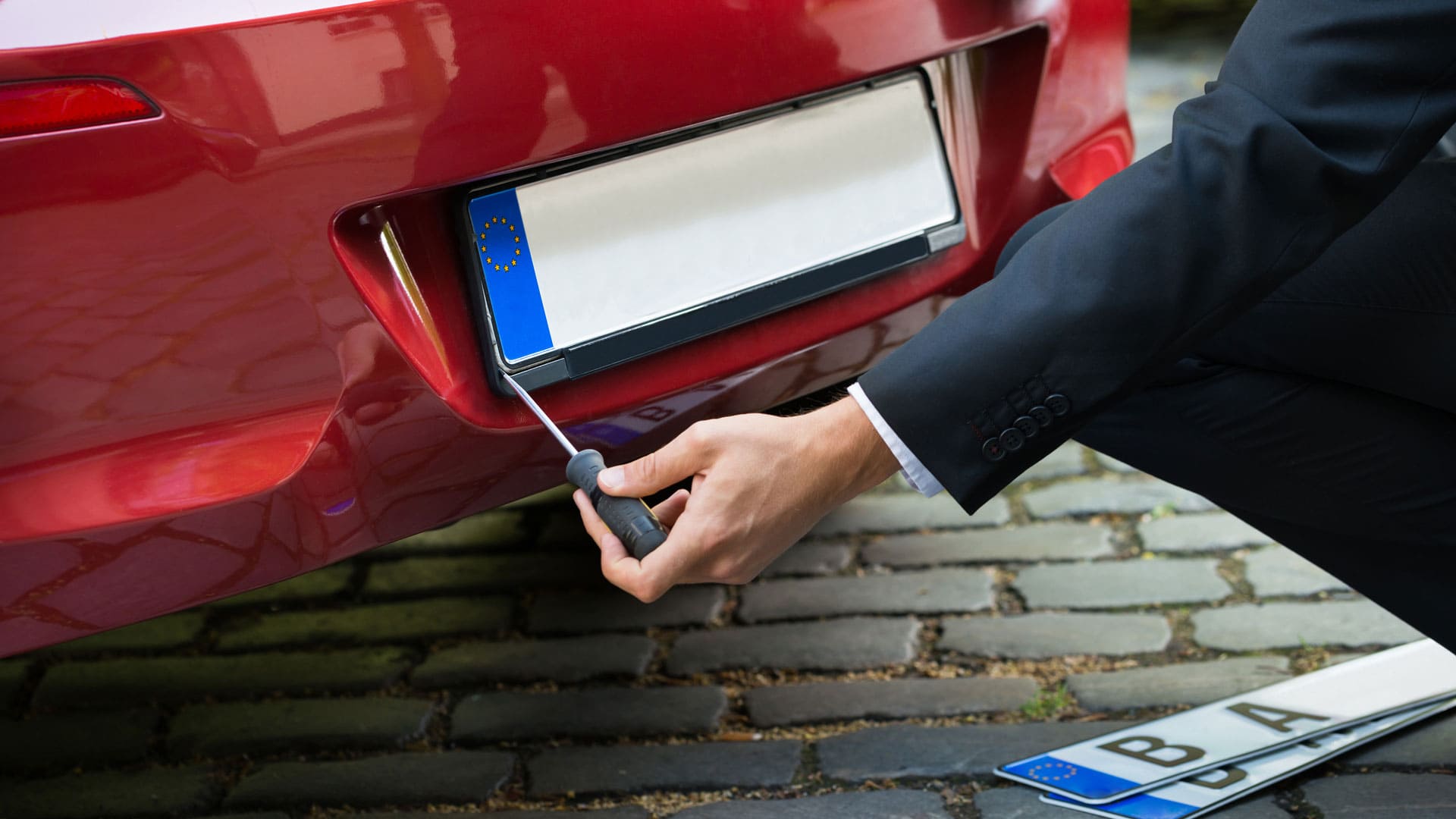 Verifica targhe auto